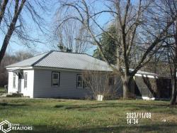 908 Pattee Street Perry, IA 50220