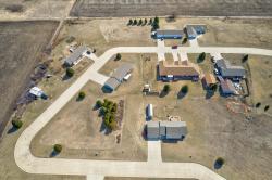 1633 365th Avenue Estherville, IA 51334