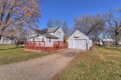 802 N 5Th Street Estherville, IA 51334