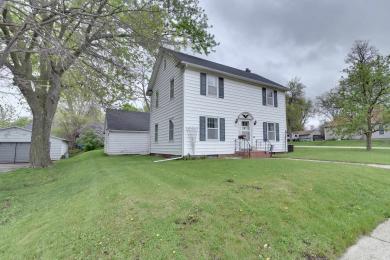 1021 N 8Th Street Estherville, IA 51334