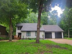 1604 Nichols Avenue Okoboji, IA 51355
