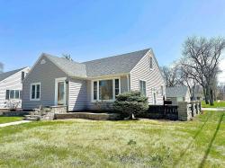 1608 Broadway Street Emmetsburg, IA 50536