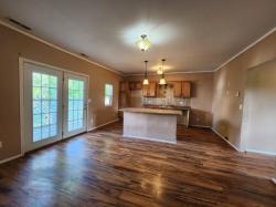 503 N 10th Street Estherville, IA 51334