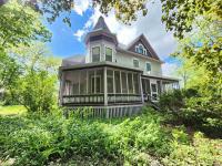 601 Palmer Street Emmetsburg, IA 50536