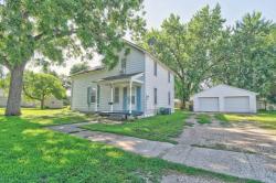 920 3rd Avenue N Estherville, IA 51334