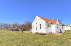 807 S 3rd Street Armstrong, IA 50514