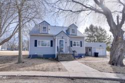 14 Briar Place Drive Estherville, IA 51334