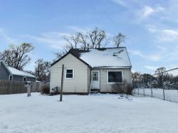 521 S 11th Street Estherville, IA 51334