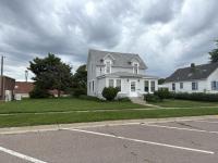 108 S 7th Street Estherville, IA 51334