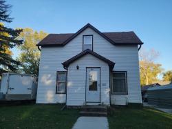 214 N 12Th Street Estherville, IA 51334