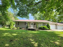 2707 2nd Street Emmetsburg, IA 50536