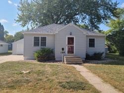 1309 N 12Th Street Estherville, IA 51334