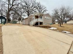 16616 Shoreline Dr. Spirit Lake, IA 51360