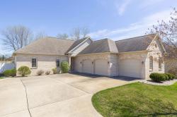 5906 E Boxwood South Bend, IN 46614-5587