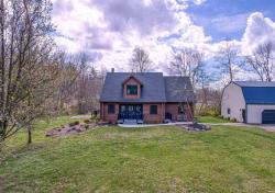 1542 Victoria Woods Boonville, IN 47601