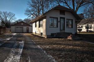 1315 Willowdale, Elkhart, IN 46514
