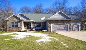 2324 Creekview, Mishawaka, IN 46545