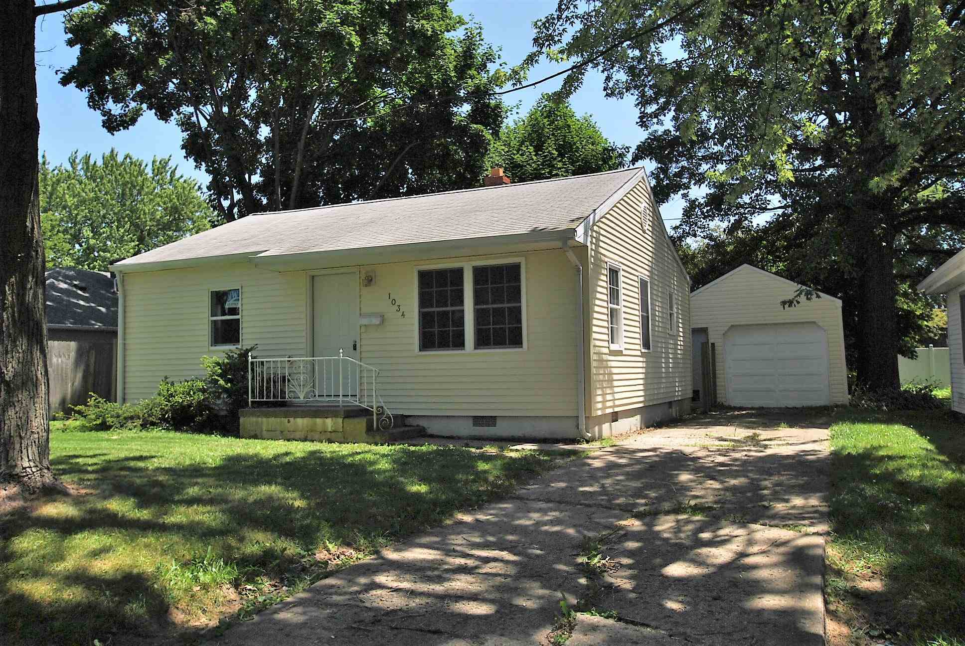 Mls 201927615 1034 N Burk Kokomo In 46901 1034 N Burk Kokomo In 46901
