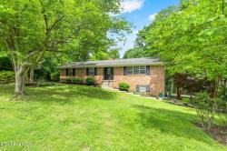 1112 Burning Trail Knoxville, TN 37909