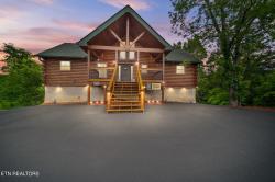 2058 Eagle Feather Drive Sevierville, TN 37876