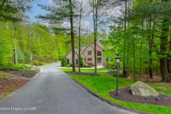 1090 Timber Grove Road Shavertown, PA 18708