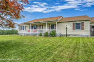 Photo of property at 221 S Main Road