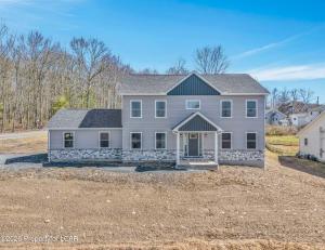 Photo of property at 105 Lincoln Street