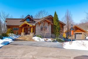 Photo of property at 23 Oyster Bay Court