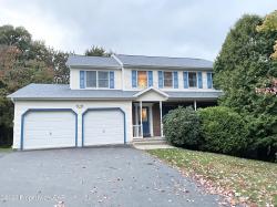 535 Stone Hedge Place Mountain Top, PA 18707