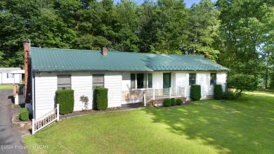 154 N Stagecoach Road Weatherly, PA 18255