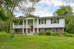 17 Circle Drive Dallas, PA 18612