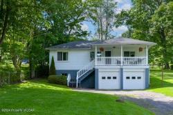 32 Grove Street Trucksville, PA 18708