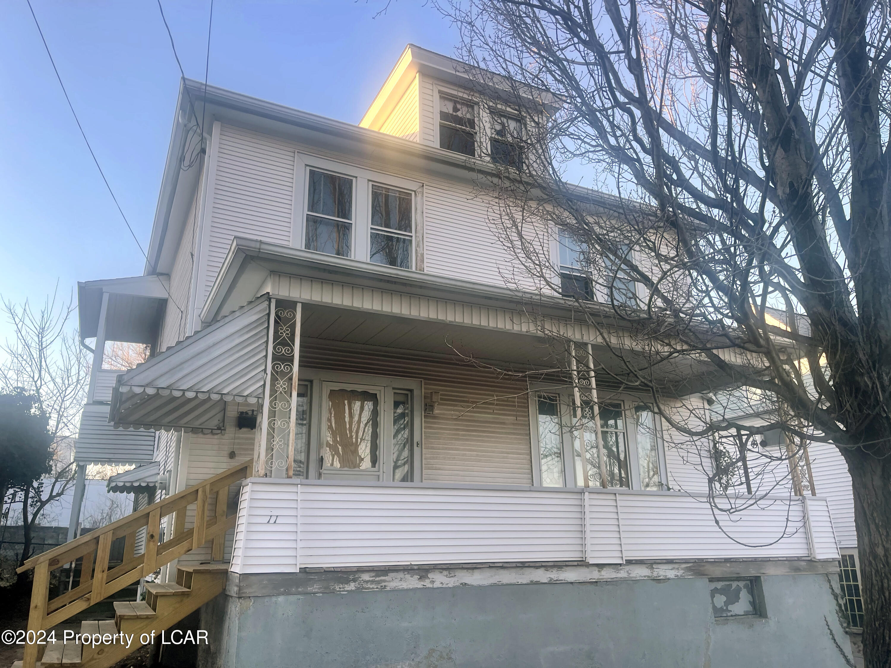 MLS 24 569 11 Loomis Street Wilkes Barre PA 18702