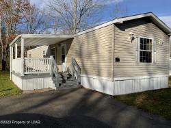 32 Valley Gorge Mhp White Haven, PA 18661