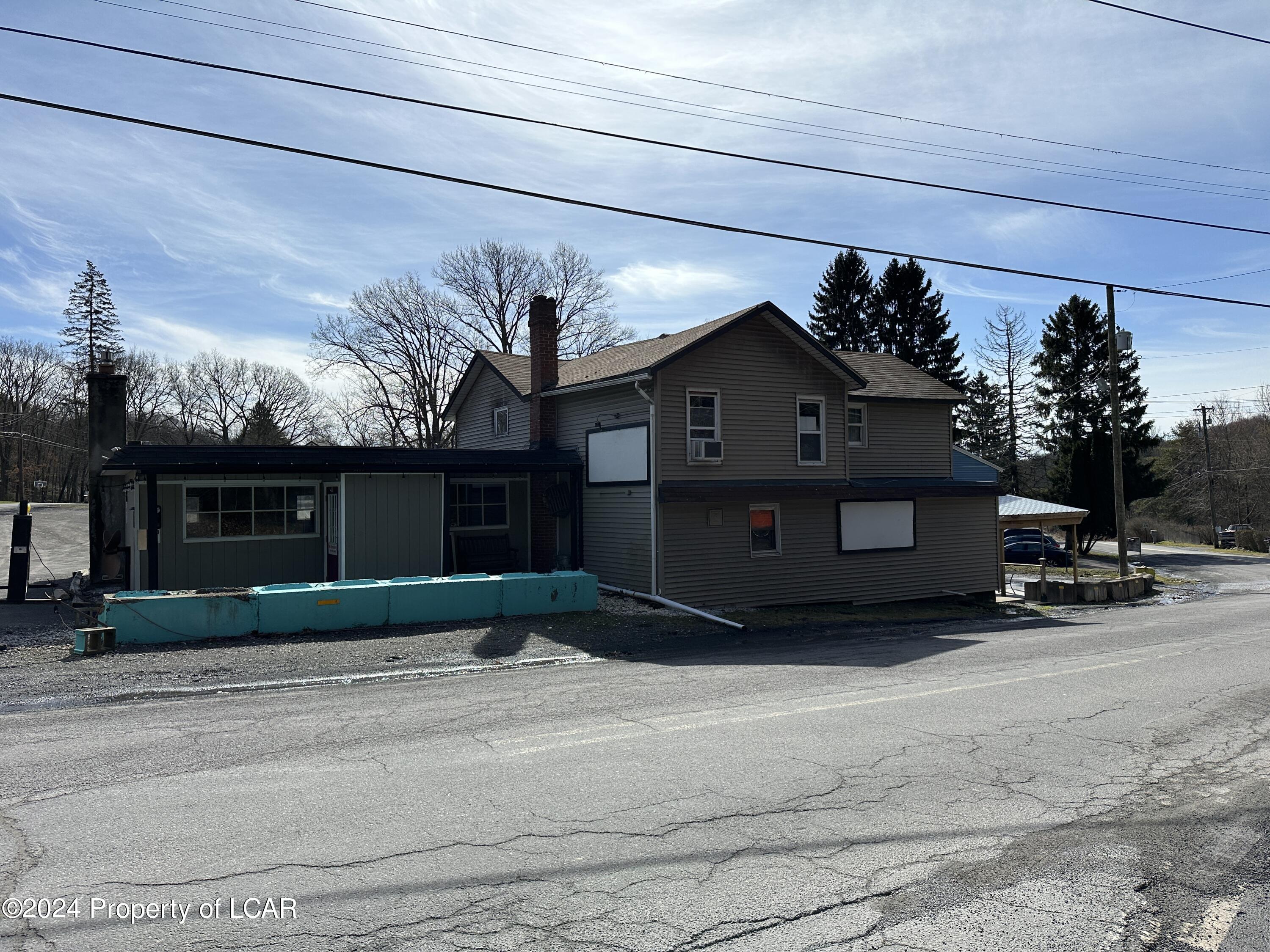 MLS 241016 3159 Demunds Road Dallas, PA 18612