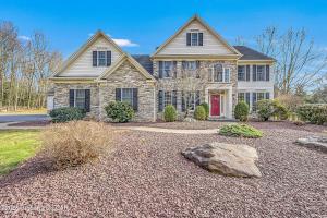 Photo of property at 436 Larchmont Way