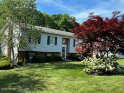 16 Valley View Drive Mountain Top, PA 18707