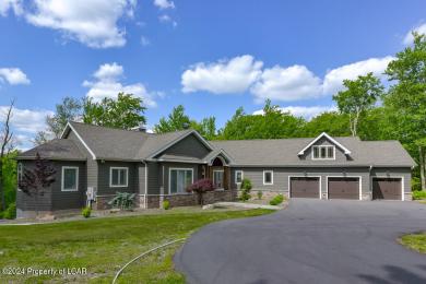 177 Wolf Hollow Road Lake Harmony, PA 18624