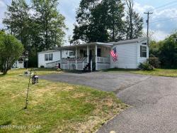 35 Valley Gorge Mhp White Haven, PA 18661