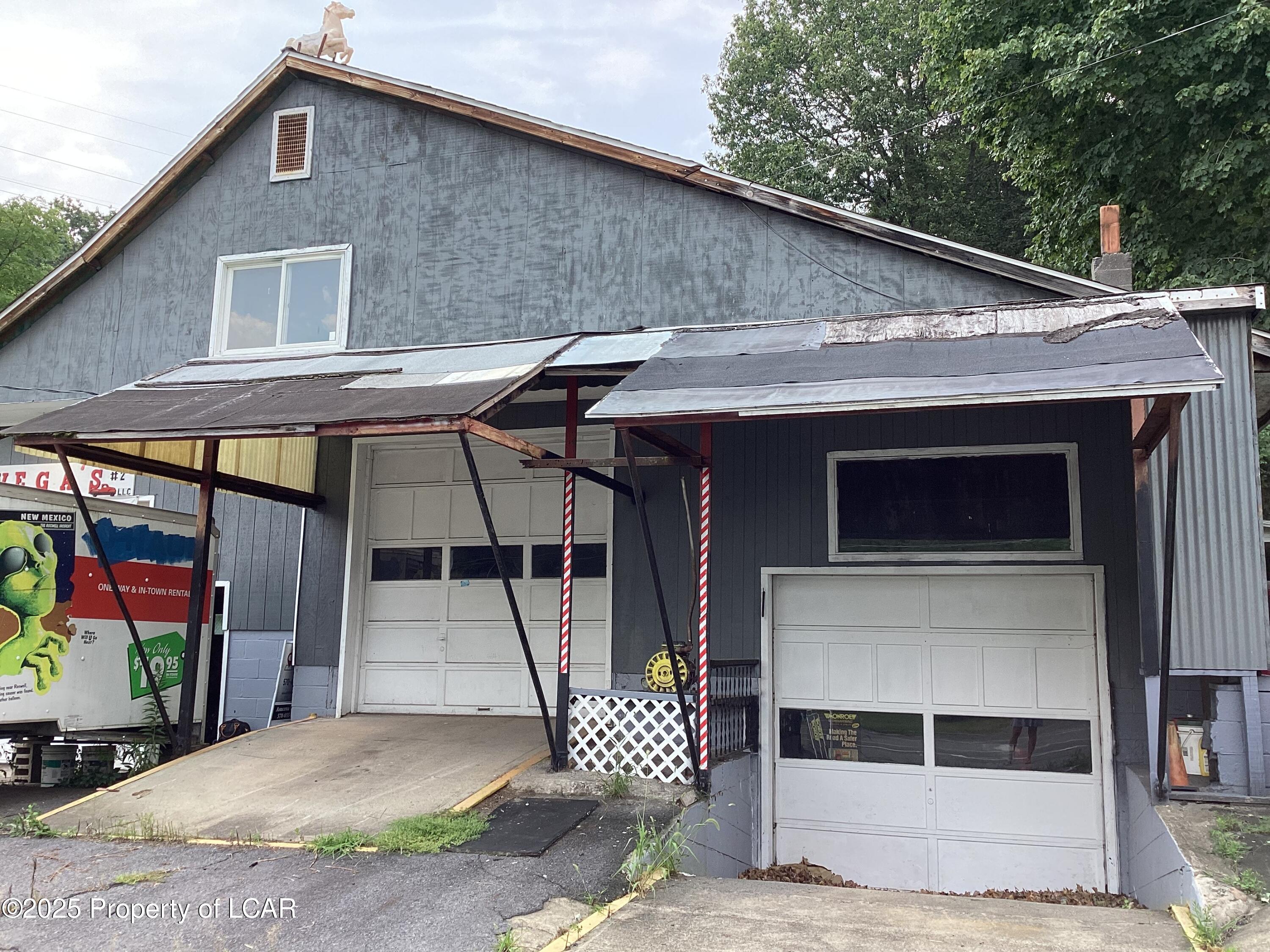 MLS #25-3884 - 1127 W Main Street Plymouth, PA 18651, image size:3000x2250