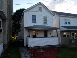 1044 Birbeck Street, Freeland, PA 18224