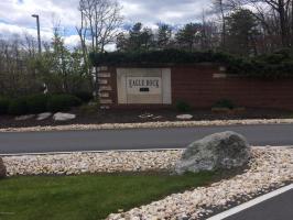 EA-137 Algonquin Dr., Hazleton, PA 18202