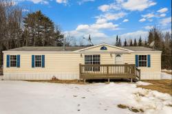 27 Mountain Road Wiscasset, ME 04578