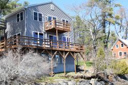 8 Camelot Place Harpswell, ME 04079