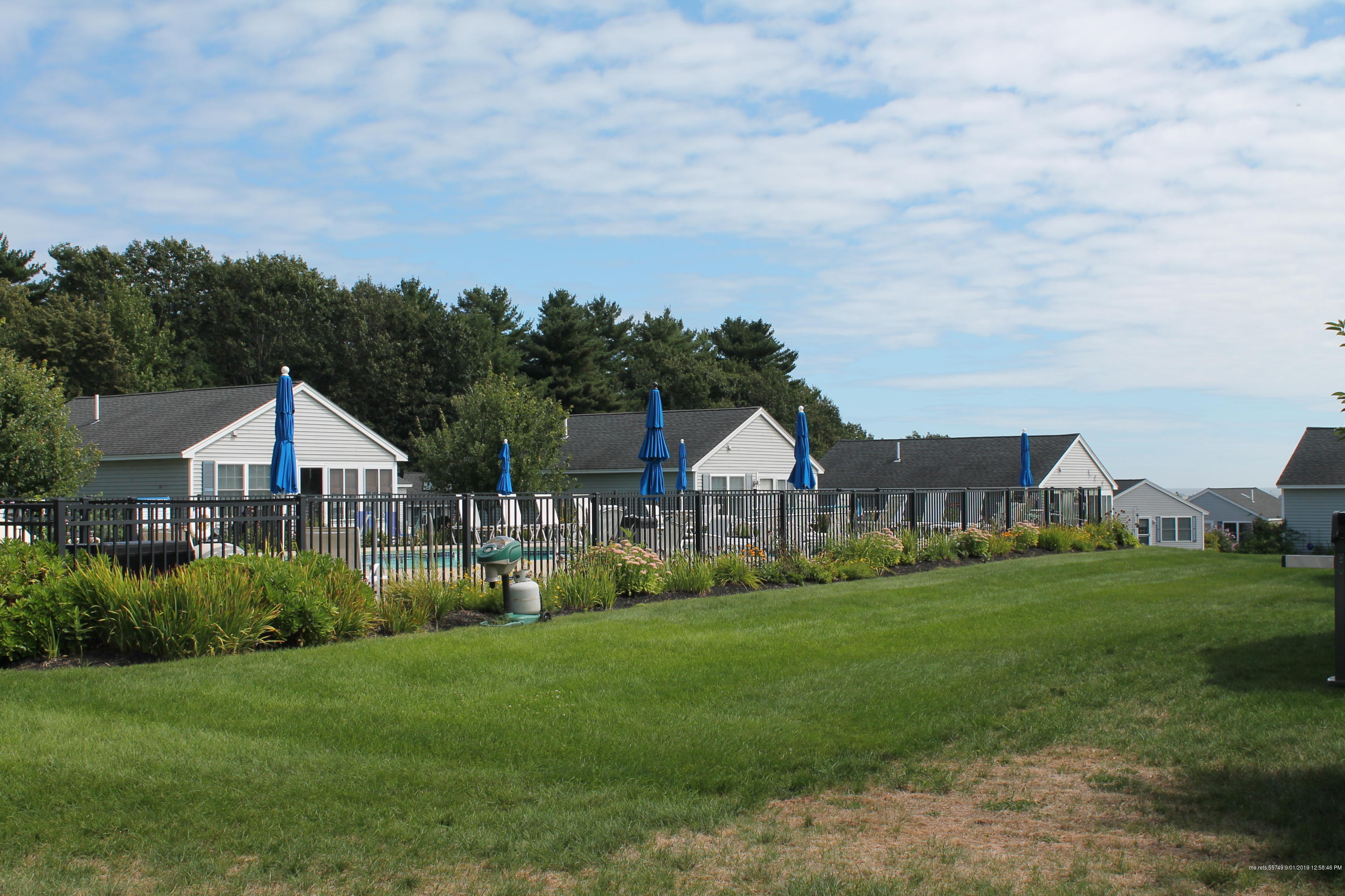 New to the market, Wells Condo in Seagull Community!