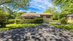 557 Old Colony Road Defiance, MO 63341