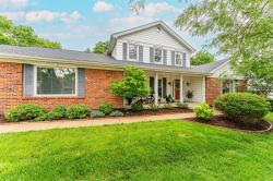 284 Greentrails Drive S Chesterfield, MO 63017