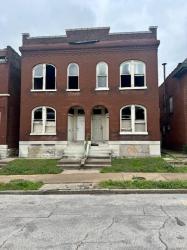 1420 Newhouse Avenue St Louis, MO 63107