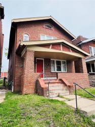 4535 Red Bud Avenue St Louis, MO 63115