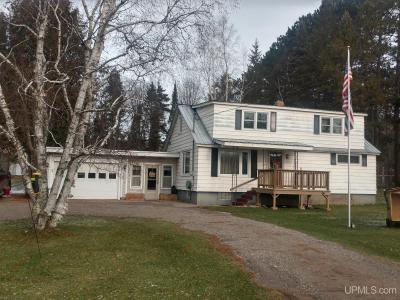 FEATURE FRIDAY!  3308 E. US Highway 2, Iron River, MI  49935 - $169,900